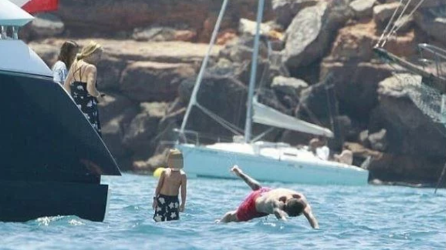 Las fotos de Antonela Roccuzzo que se lleva todas las miradas con los Messi en Ibiza