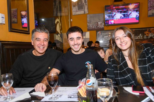 Gabriel Espinoza, Gonzalo Espinosa y Constanza Vals