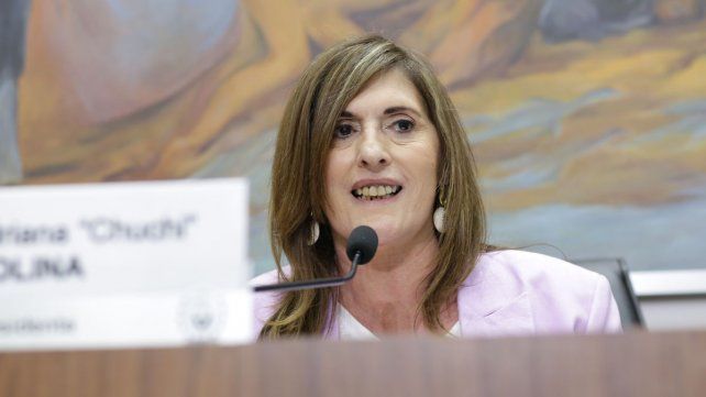 Adriana Chuchi Molina en su discurso de asunción como presidenta del Concejo de la ciudad de Santa Fe.