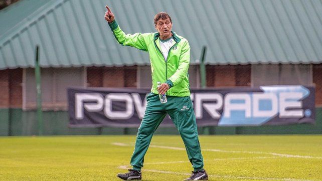 Falcioni palpitó en Banfield el choque ante San Lorenzo