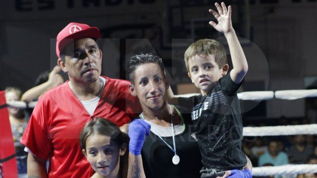 Antes del combate de fondo hubo combates amateurs