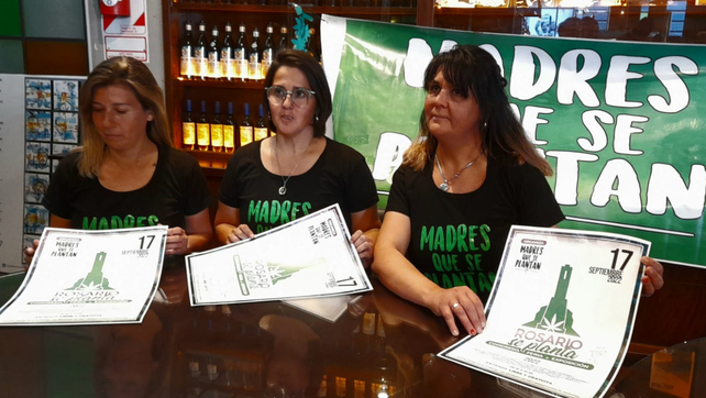 Madres que se plantan en la conferencia realizada hoy en El Cairo anunciaron la realización de un congreso que busca derribar prejuicios sobre el cannabis medicinal&nbsp;