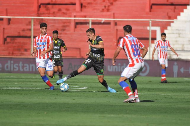 Unión tocó fondo ante el muleto de Defensa