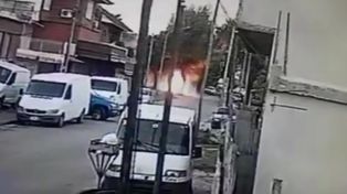 Asesinó a un vecino tras una discusión, se atrincheró en su casa y provocó una tremenda explosión