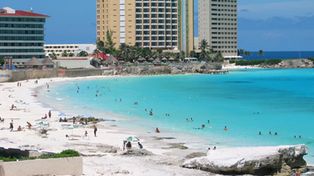 Vacaciones gratis en Canc&uacute;n para turistas que contrajeron la gripe porcina