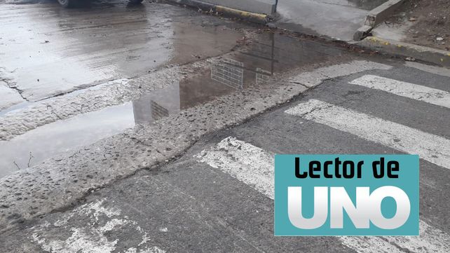 Cloaca desbordada. Calle Nux