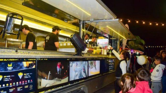 FOOD TRUCKS. Los Paseos Nocturnos