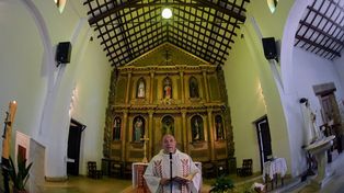 Pidió un préstamo por Facebook para poder solventar los gastos de la parroquia