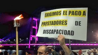 Movilización por la crisis en el sistema de discapacidad: prestadores trabajan sin saber cuándo van a cobrar