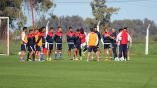 Unión vuelve al trabajo con plantel completo