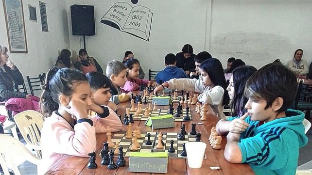 La cita en Chajarí contó con la presencia de 30 ajedrecistas.