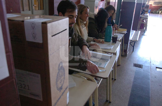 En Santa Fe se elige Presidente y 10 diputados nacionales