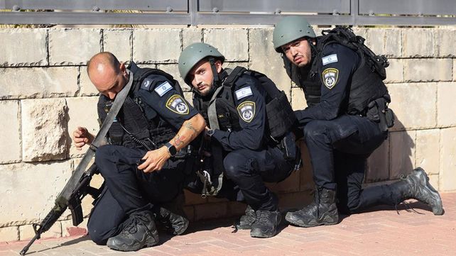 Continúa la evacuación en Gaza e Israel prepara la ofensiva terrestre. El primer ministro
