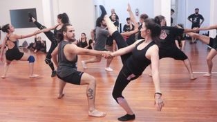 Recién durante la función de esta noche se revelará el diseño del vestuario que lucirán los artistas.