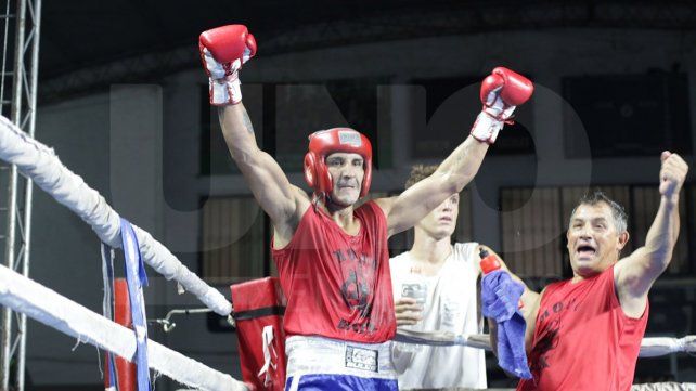 Antes del combate de fondo hubo combates amateurs