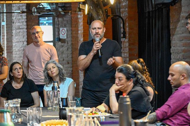 Un informe revela que en barrios del cordón oeste de Santa Fe, el 100% de las familias necesita de asistencia para garantizar su alimentación