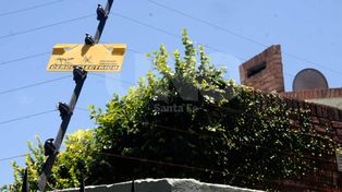 Los vecinos de la ciudad de Santa Fe instalan cercos eléctricos para evitar robos