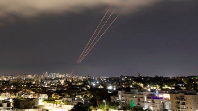 El ataque de Irán a Israel fue una respuesta a la muerte de siete oficiales iraníes en un ataque contra el complejo de la embajada de Irán en Damasco&nbsp;