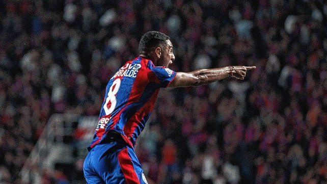 San Lorenzo de Almagro ganó con gol de Manuel Insaurralde.