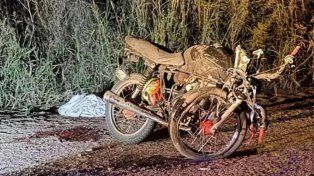 Aranguren: murió un adolescente tras chocar su moto contra un camión
