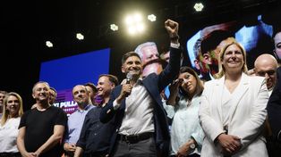 Sonrisas. Pullaro y las restantes referencias de Unidos celebraron una elección histórica en la provincia.