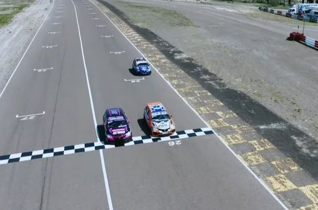 Marco Verenosi y Maximiliano Bestani fueron los protagonistas de un tremendo cierre de carrera.