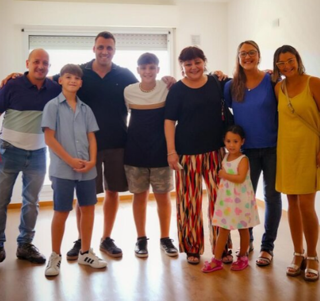 Familias que cumplen el sueño de su hogar en las nuevas torres de Pilay en Rosario