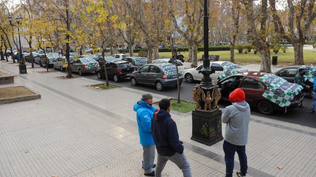 Vicentin: fuerte respaldo en el Monumento a la Bandera a la intervención estatal