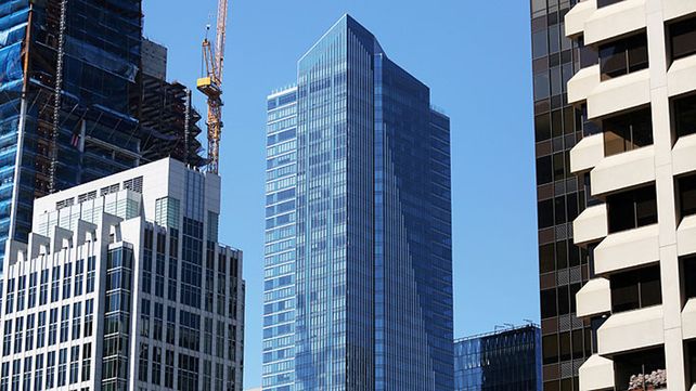 Uno de los edificios más altos de San Francisco se inclina 7,5 centímetros por año