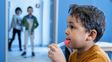 Prueban un test de coronavirus para niños y niñas con forma de chupetín