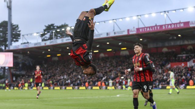 Manchester City empató y Arsenal se consagró campeón de la Premier League