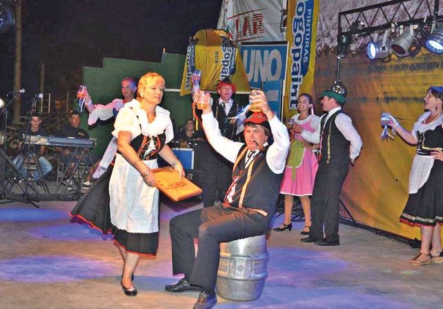 Una nueva edición exitosa de la Fiesta de la Cerveza en Crespo