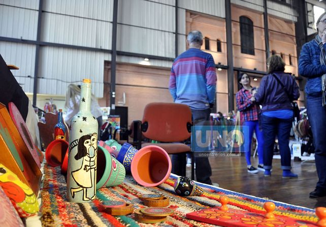 Talento. Los emprendedores combinan arte con funcionalidad para   modificar los espacios. (Foto UNO/Mateo Oviedo)