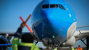 Partió el segundo de los vuelos de Aerolíneas a Beijing para traer al país más vacunas Sinopharm