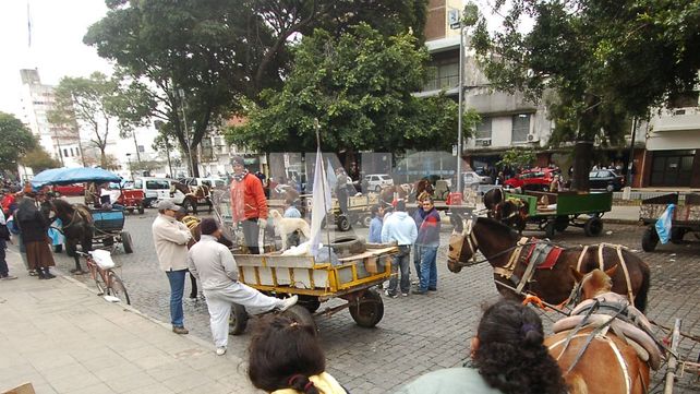 Restringirán en forma paulatina el acceso de carros al centro a partir de este jueves Restringirán en forma paulatina el acceso de carros al centro a partir de este jueves