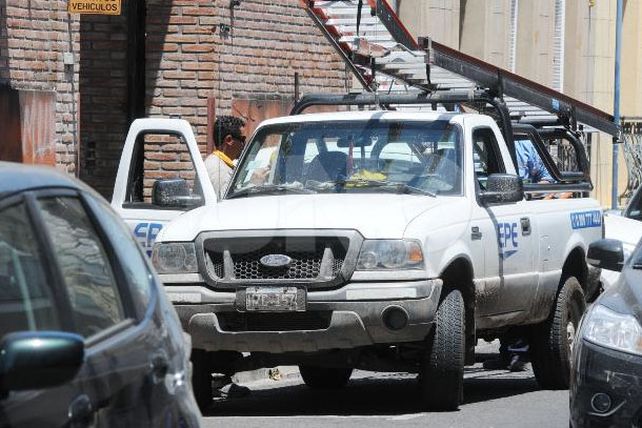 Se restableció el servicio eléctrico en la mayoría de los barrios afectados