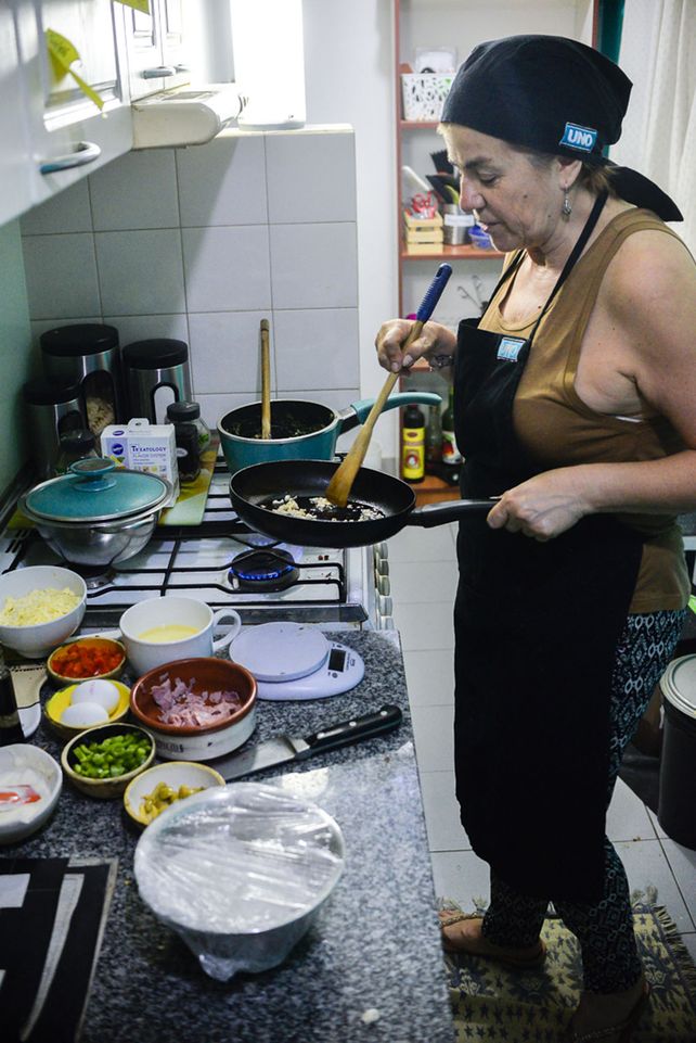 Claudia Martínez prepara una picada genial y todo casero