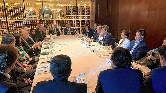 Sergio Massa en una de sus reuniones en Estados Unidos.