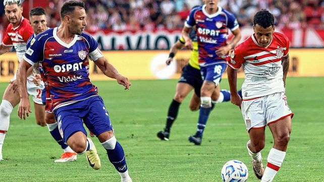 Unión tuvo un inicio espantoso: Estudiantes lo goleó en La Plata