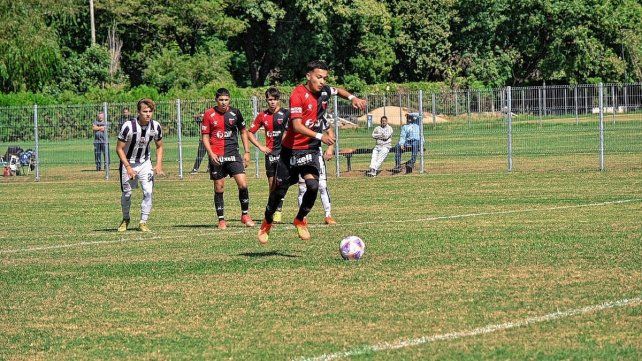 El entrenador de la Octava de Arsenal mandó a romper al juvenil de Colón