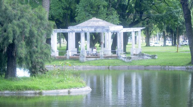 Reclaman la puesta en valor del Parque Garay