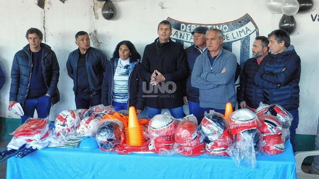 Representantes de la Fundación y del Club Atlético River Plate visitaron La Casita de Santa Rosa de Lima.