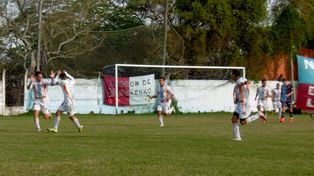 Cosmos goleó a El Cadi en el inicio de la 12ª fecha