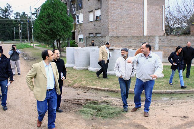 El Municipio inició la obra del desagüe Piedrabuena en barrio Ledesco
