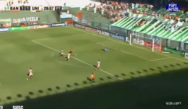 Unión sufrió el efecto Clásico y no tuvo respuestas ante Banfield