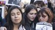 Conmocionante. Familiares, amigas y compañeras de Anahí Benítez marcharon ayer por Lomas de Zamora.