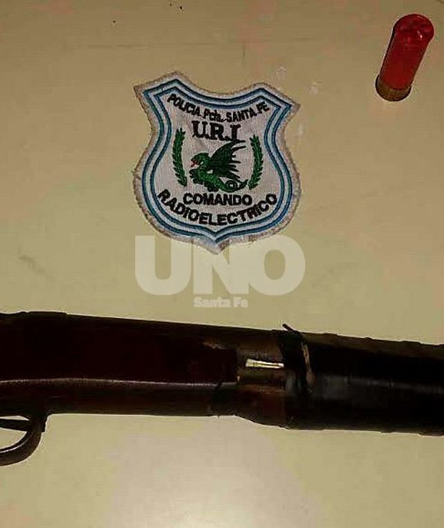 Detuvieron a un violento delincuente tras intenso tiroteo en barrio Los Troncos