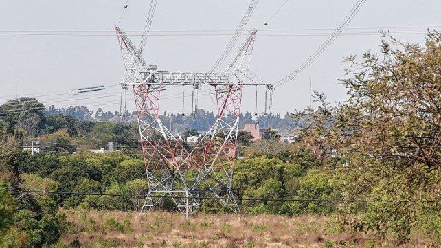 Enersa anunció una suba de la energía del 123% en promedio