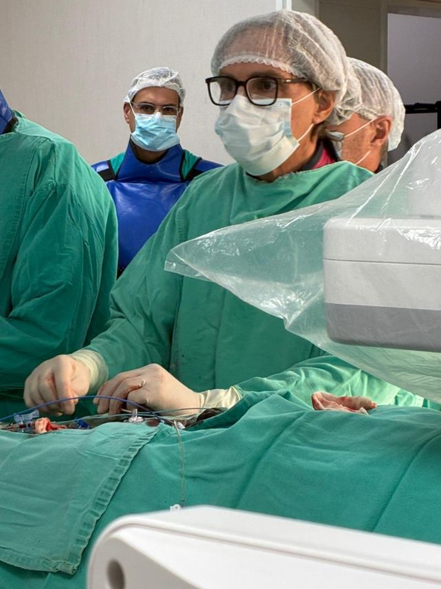Hospital Italiano Rosario realizó el primer implante del país de válvula pulmonar autoexpandible