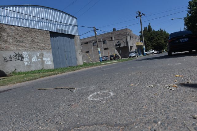 Círculos de tiza en Chubut y Venezuela